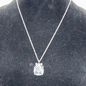 My Flat in London – Crystal Gift Bow Pendant Necklace